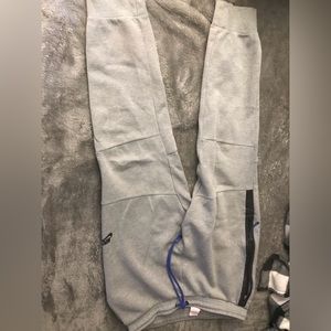 Nike tech